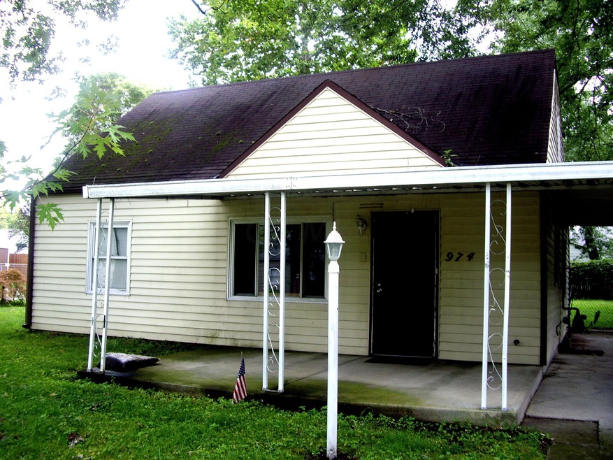 974 Antwerp Rd, Columbus, OH 43213 - photo 1