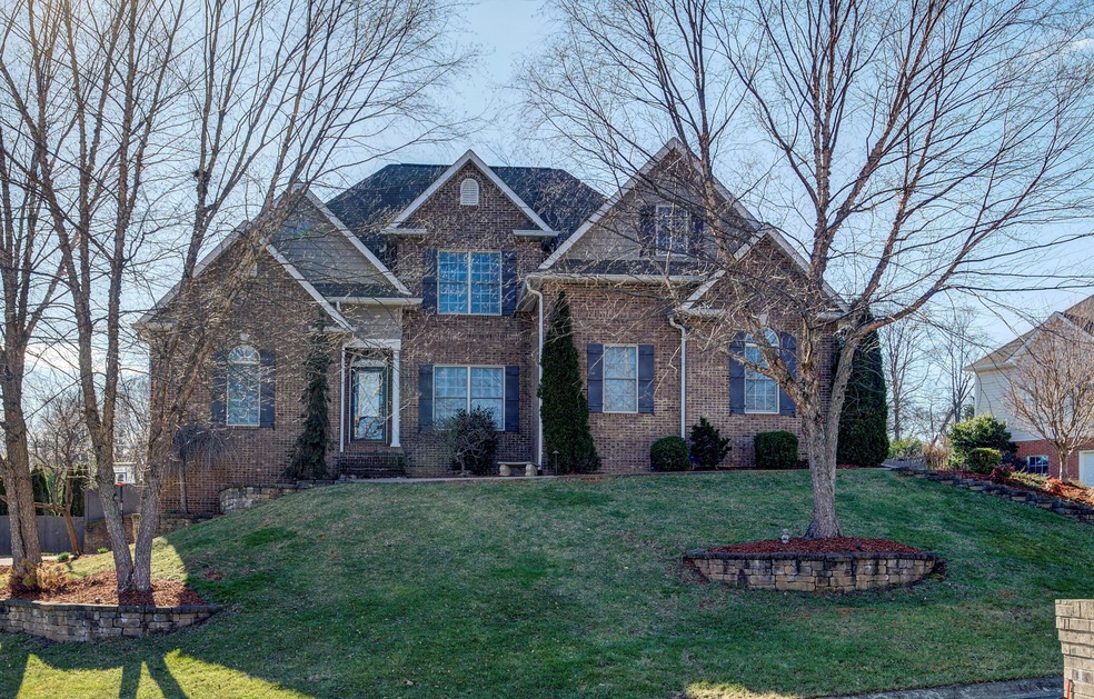 Sold $575,000 • Co-Listing Agent