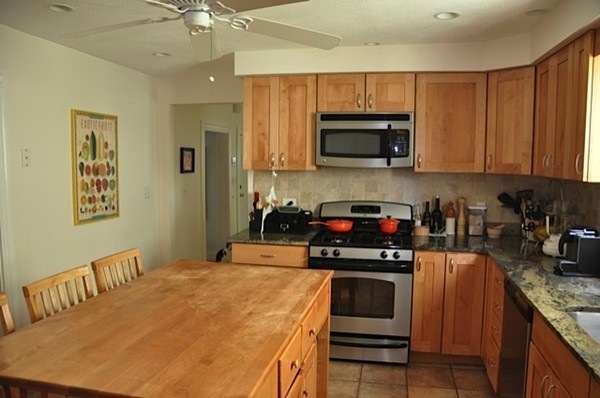 317 Cardinal Medeiros Ave unit 2, Cambridge, MA 02141 - photo 1