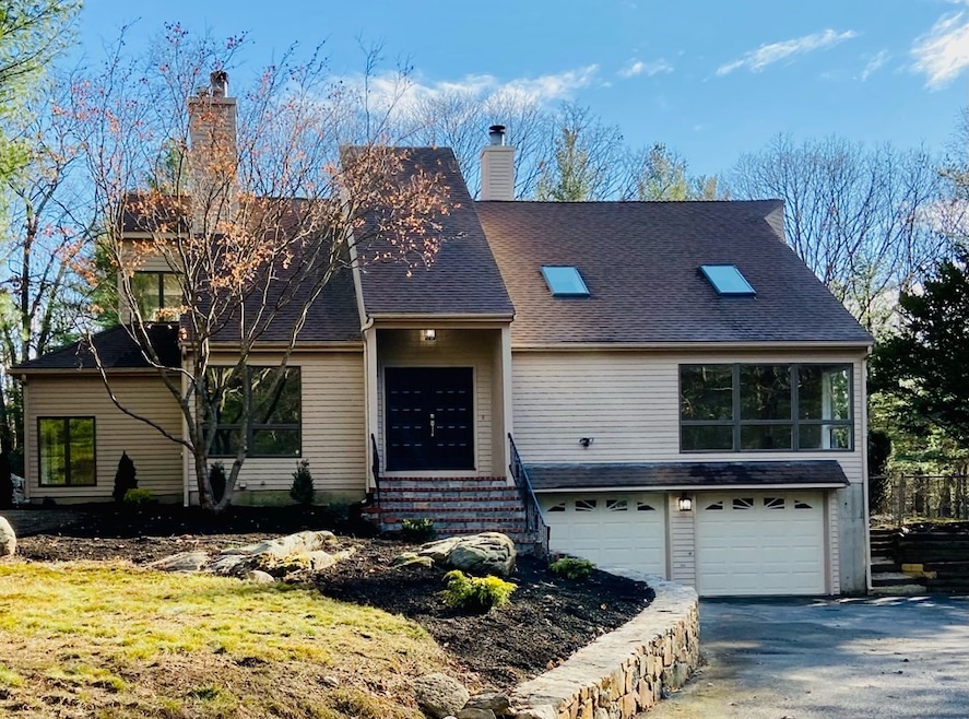 105 W Elm St, Hopkinton, MA 01748 - photo 1