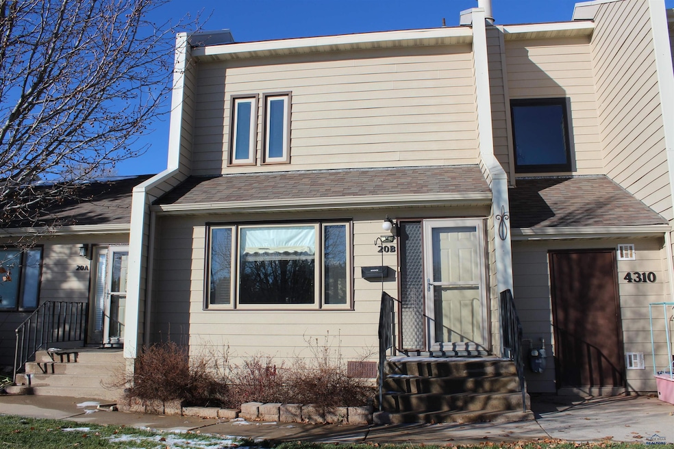 4310 W Main St unit 20B, Rapid City, SD 57702 - photo 1