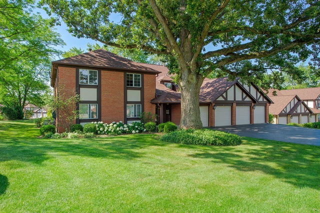 Welcome to 30 Shawnee Trail in Indian Ridge