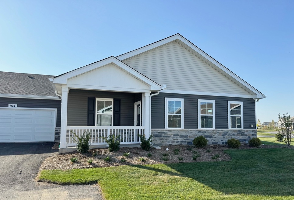 1124 Williamsburg St, Pingree Grove, IL 60140 - photo 1