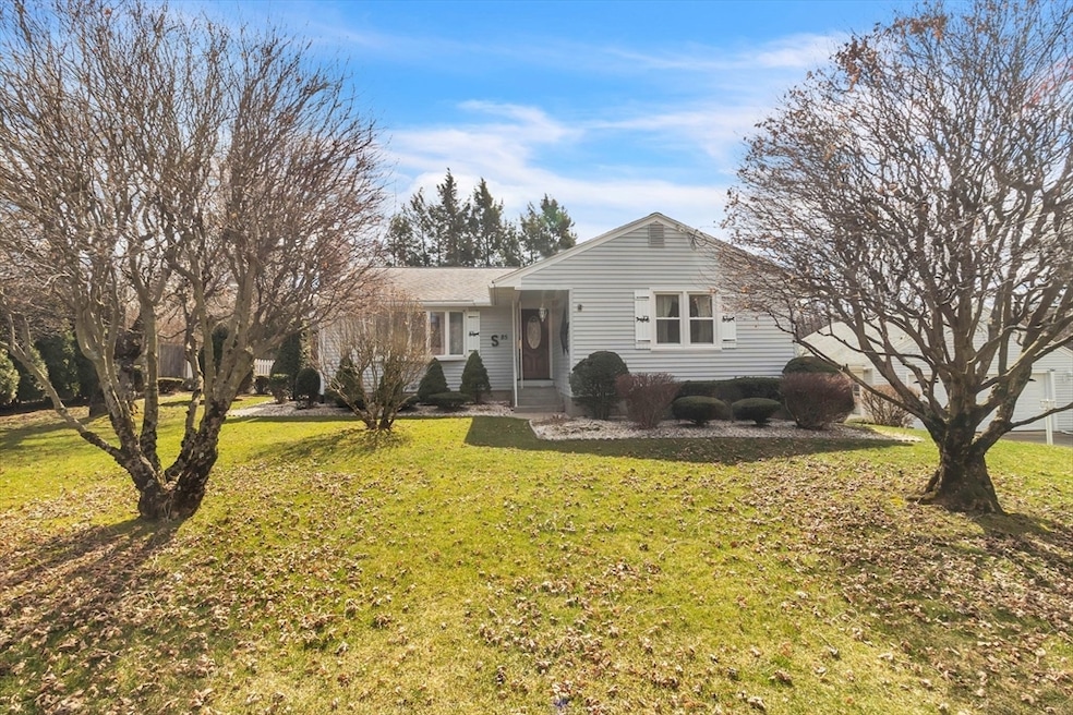 85 Fox Farm Rd, Feeding Hills, MA 01030 - photo 1