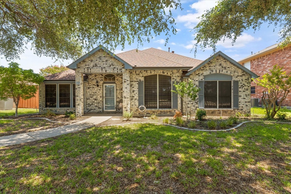 110 S Carriage House Way, Wylie, TX 75098 - photo 1