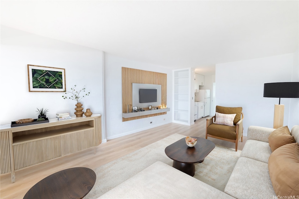 The Oahuan Tower unit 605, Honolulu, HI 96822 - photo 1