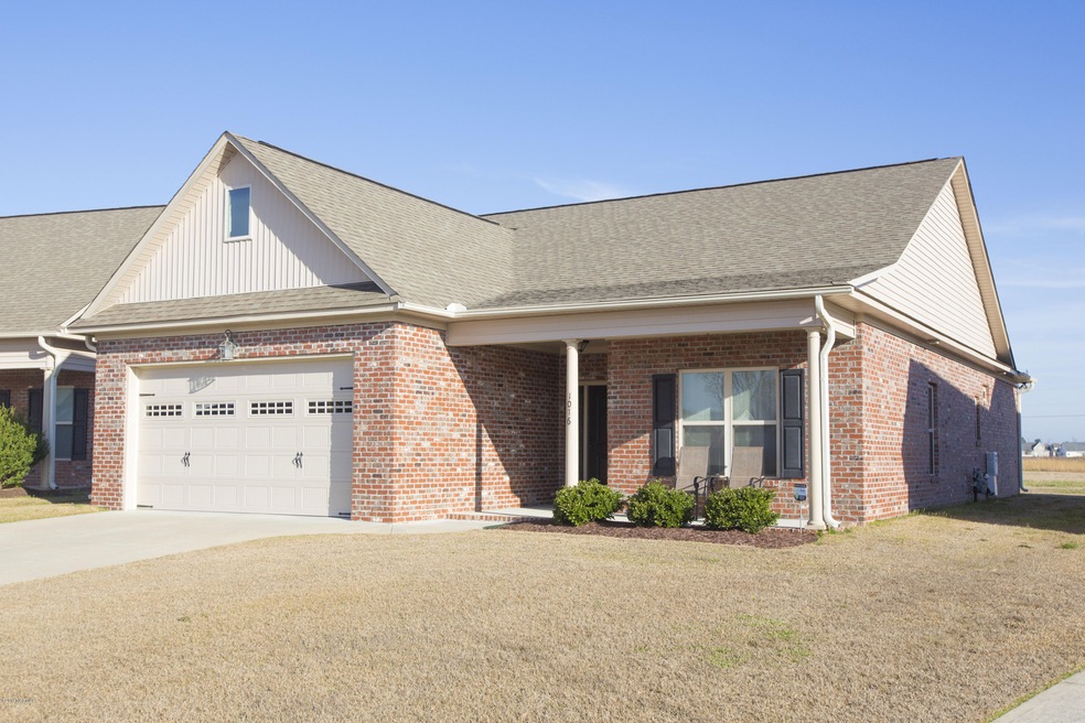 1016 Dearborn Ct, Winterville, NC 28590 - photo 1