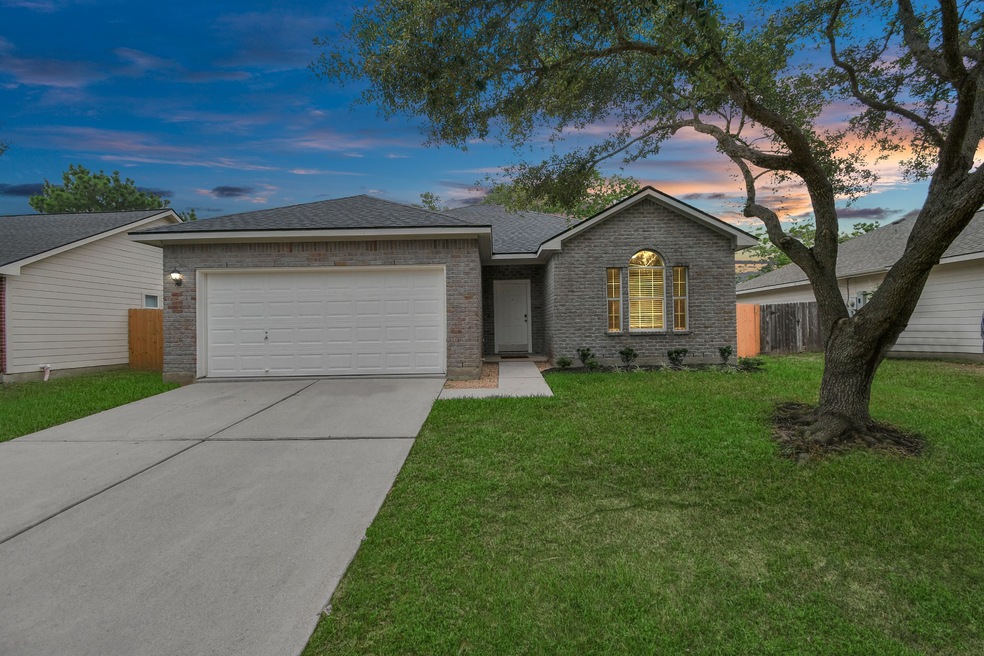 24118 Wild Horse Ln, Hockley, TX 77447 - photo 1