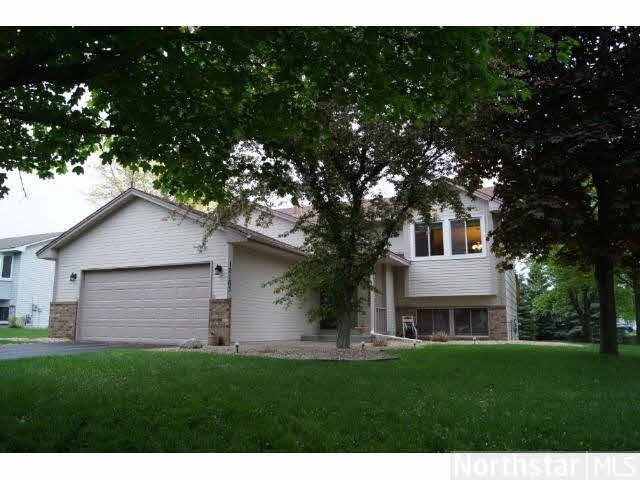 12163 Osage St NW, Coon Rapids, MN 55448 - photo 1