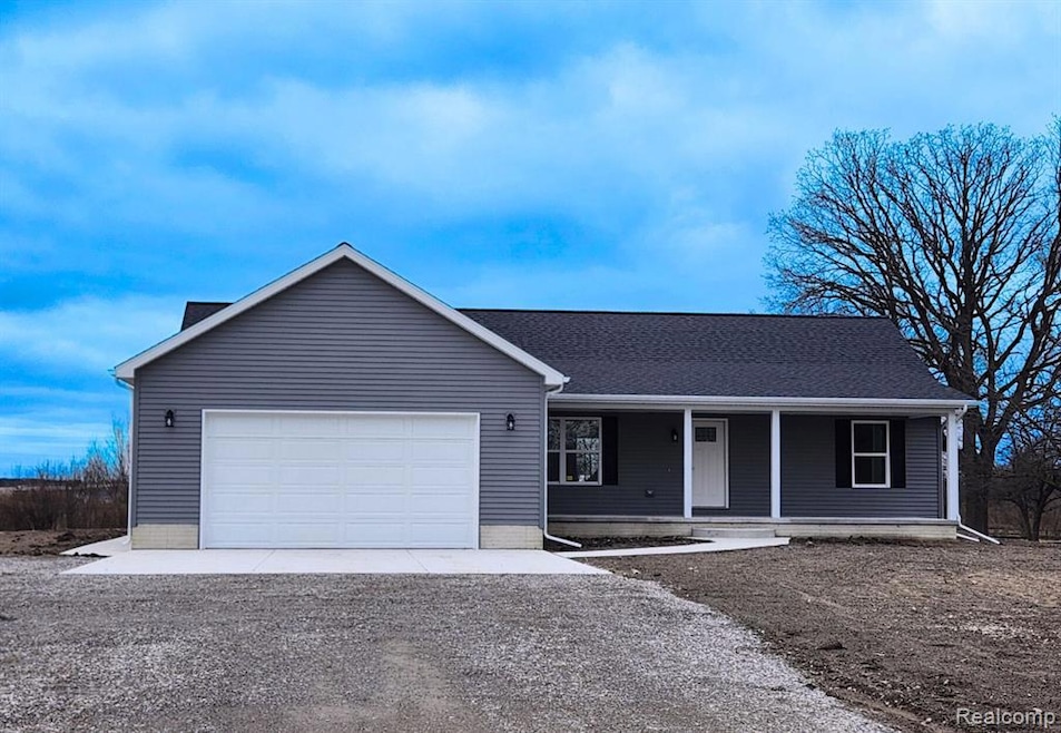 beautiful new build on 1.6 acres