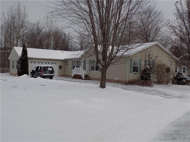 506 Bush Lake Lane - front.JPG