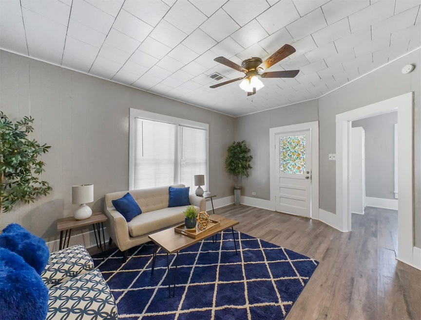 1129 5th St, Rosenberg, TX 77471 - photo 1