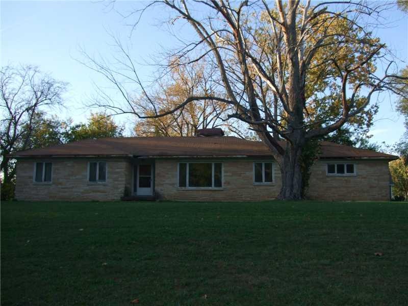 618 E Buchanan St, Plainfield, IN 46168 - photo 1