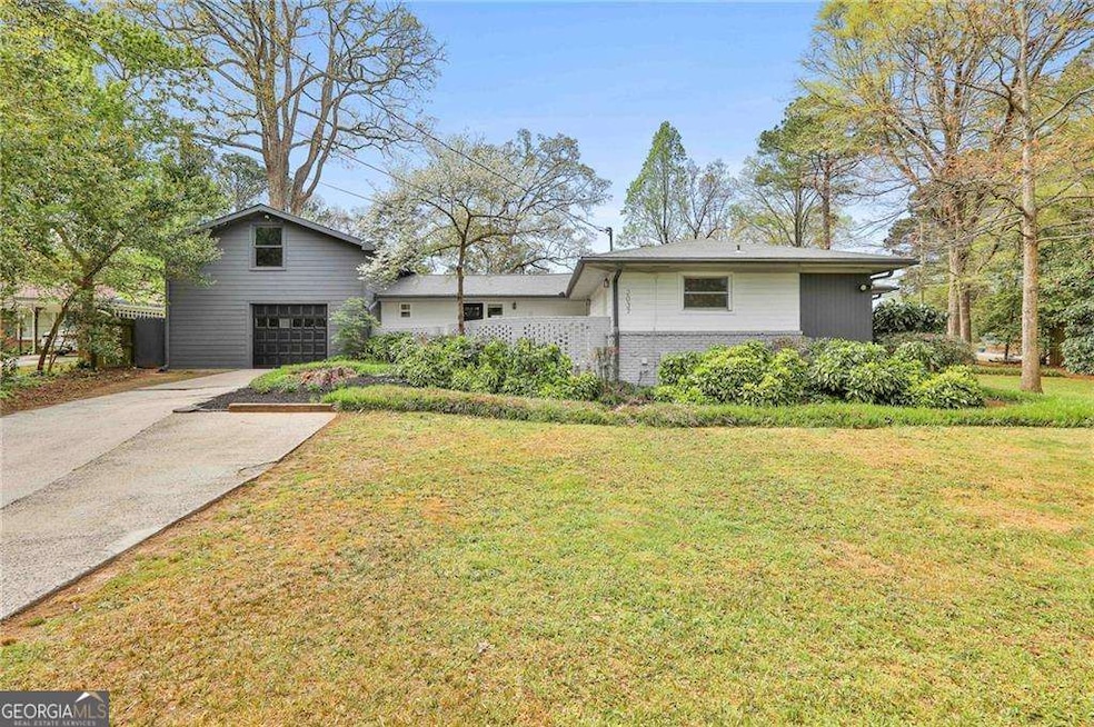 2037-B Lively Ridge Rd NE, Atlanta, GA 30329 - photo 1