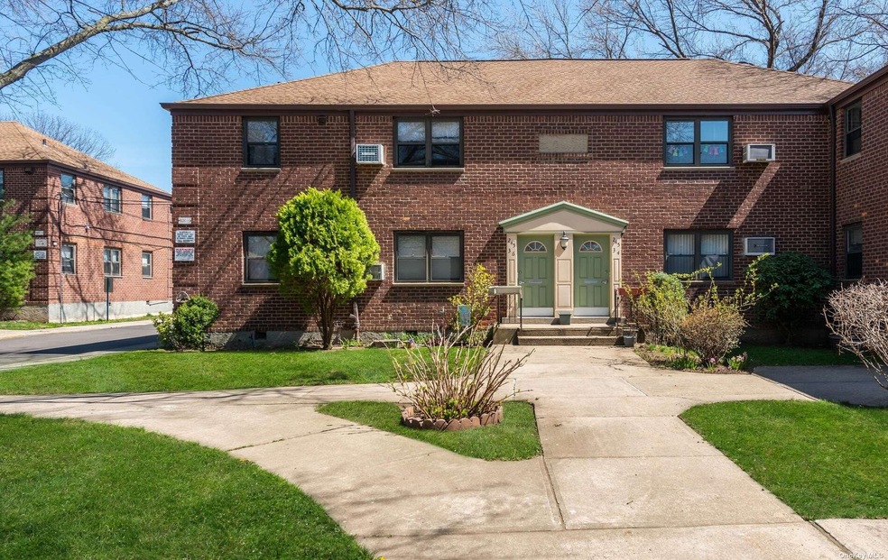 24536 62nd Ave unit Lower, Little Neck, NY 11362 - photo 1
