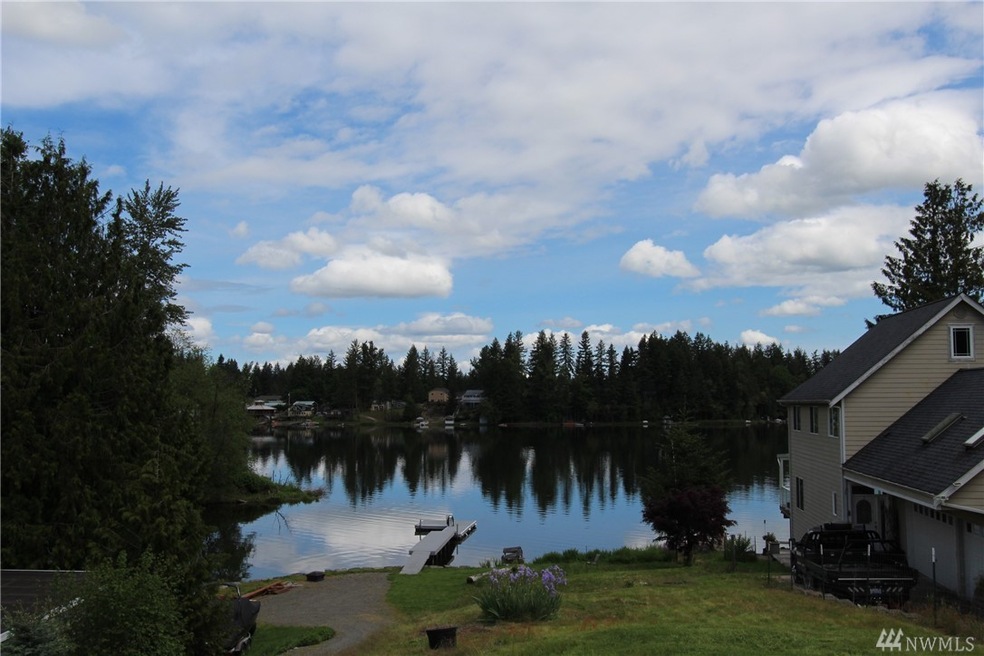 16608 Pleasant Beach Dr SE, Yelm, WA 98597 - photo 1