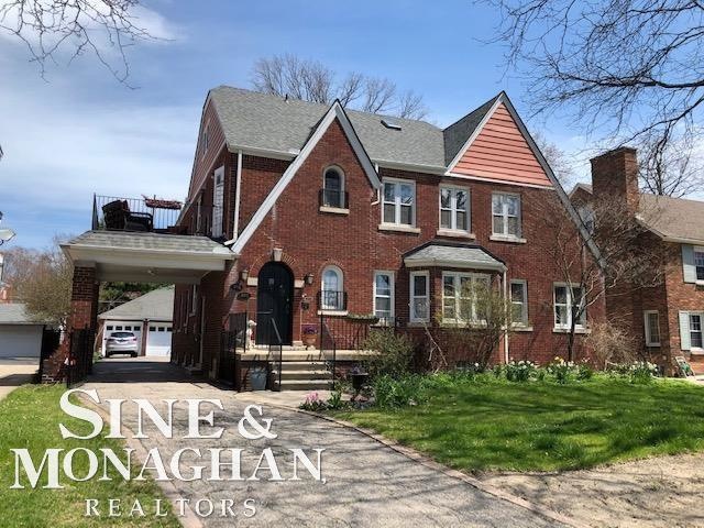 582 Neff Rd, Grosse Pointe, MI 48230 - photo 1