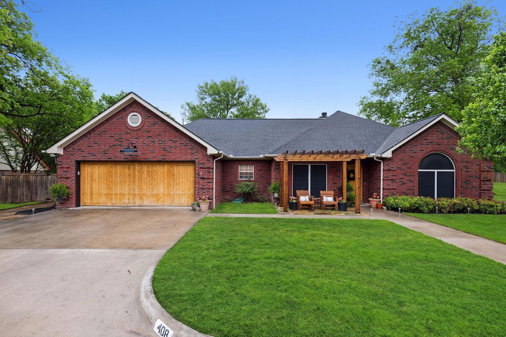 408 Huggins Dr, Springtown, TX 76082 - photo 1