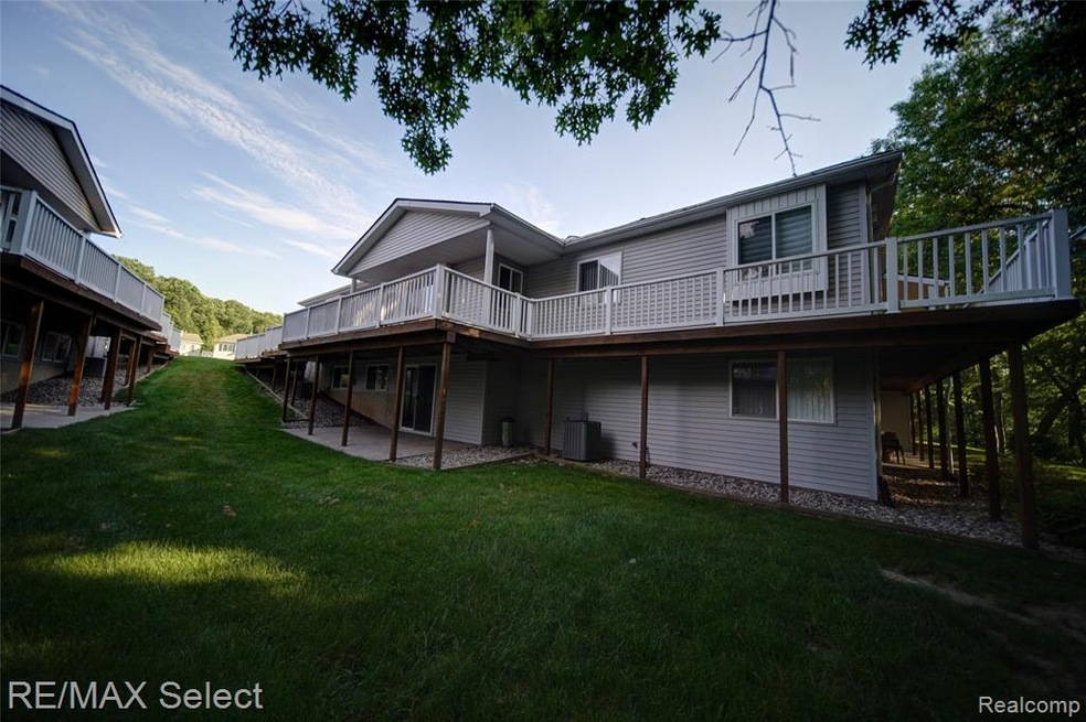 9442 Timber Ridge  16.jpg