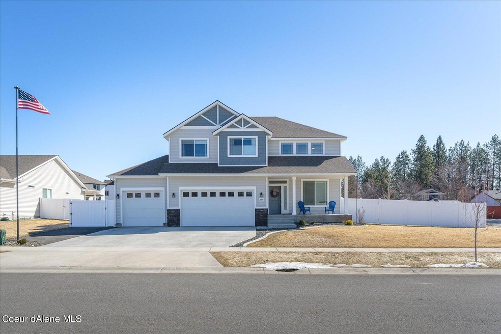 01-15290 N Renee Court-001