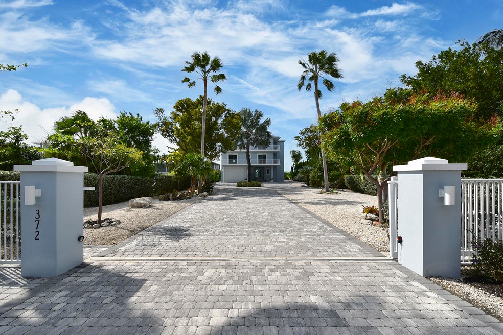 372 South Coconut Palm