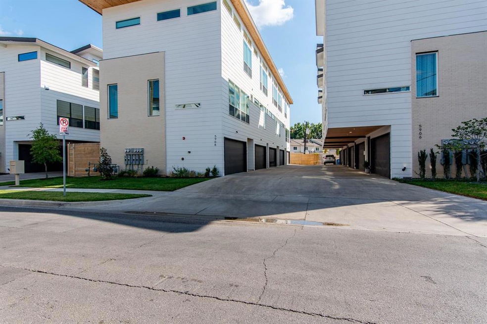 5908 Lindell Ave unit 104, Dallas, TX 75206 - photo 1