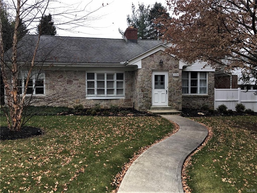 2434 W Greenleaf St, Allentown, PA 18104 - photo 1