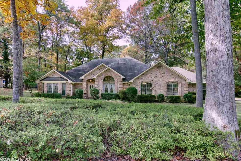 915 Clear Creek Dr, Texarkana, TX 75503 - photo 1