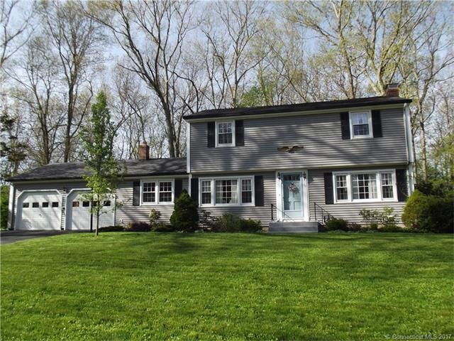 30 Pinecrest Rd, North Stonington, CT 06359 - photo 1
