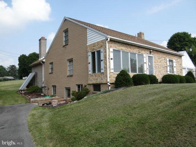 97 Hade Rd, Saint Thomas, PA 17252 - photo 1