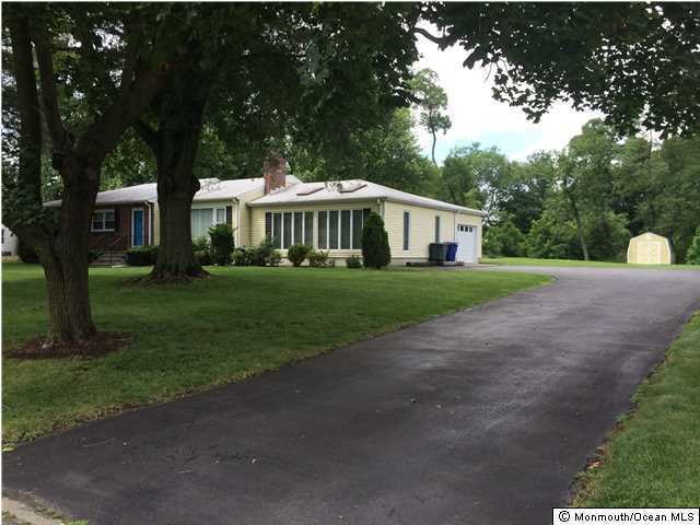 27 Old Mill Rd, Tinton Falls, NJ 07724 - photo 1