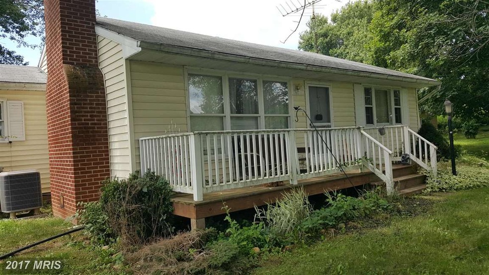 15527 Senedo Rd, Edinburg, VA 22824 - photo 1