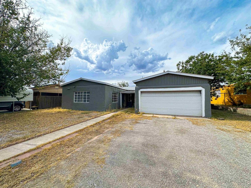 1507 Roosevelt Ave, Alamogordo, NM 88310 - photo 1