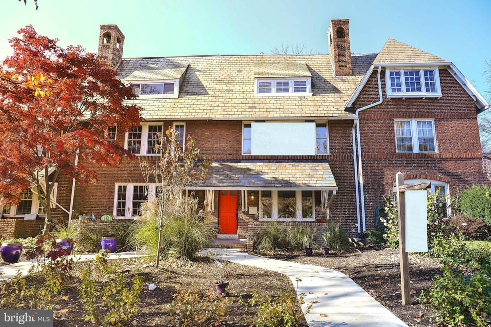 4416 Roland Ave, Baltimore, MD 21210 - photo 1