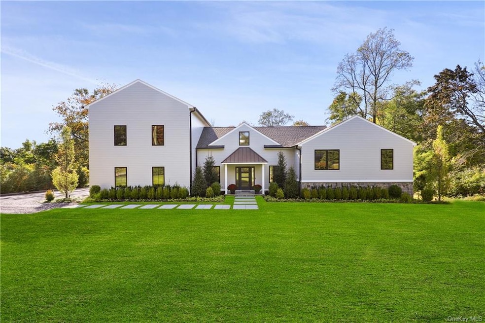 66 Old Farm Rd S, Pleasantville, NY 10570 - photo 1