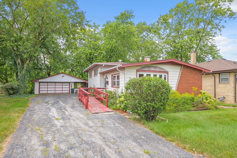 17202 Holmes Ave, Hazel Crest, IL 60429 - photo 1