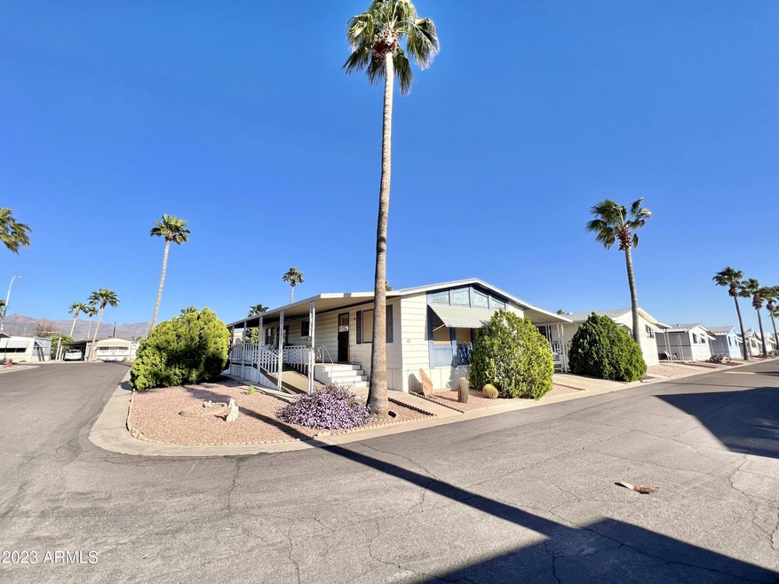 Large Corner lot