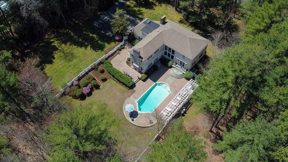 28 Donnelly Dr, Dover, MA 02030 - photo 1