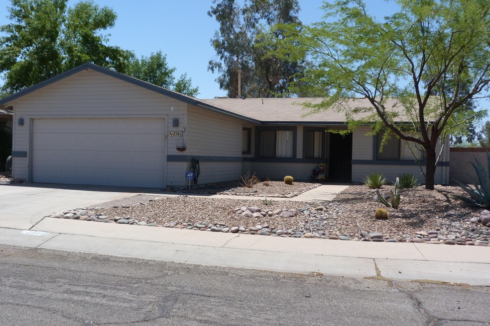 2581 W Tenbrook Way, Tucson, AZ 85741 - photo 1