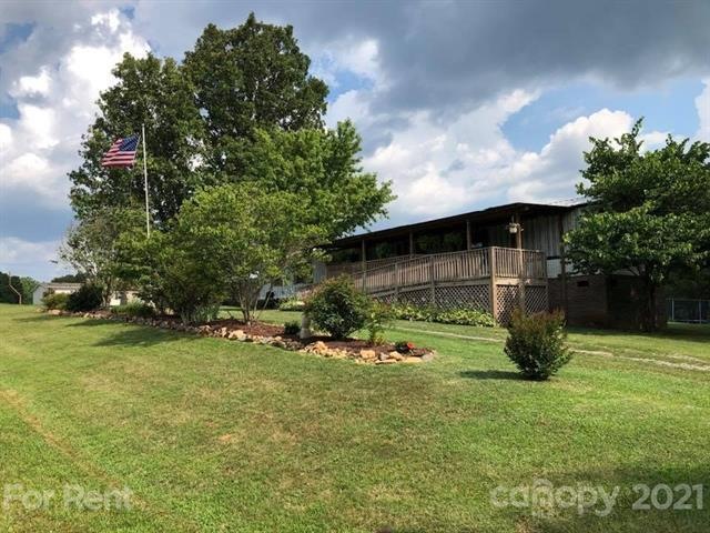 219 Muldoon Ln, Clover, SC 29710 - photo 1