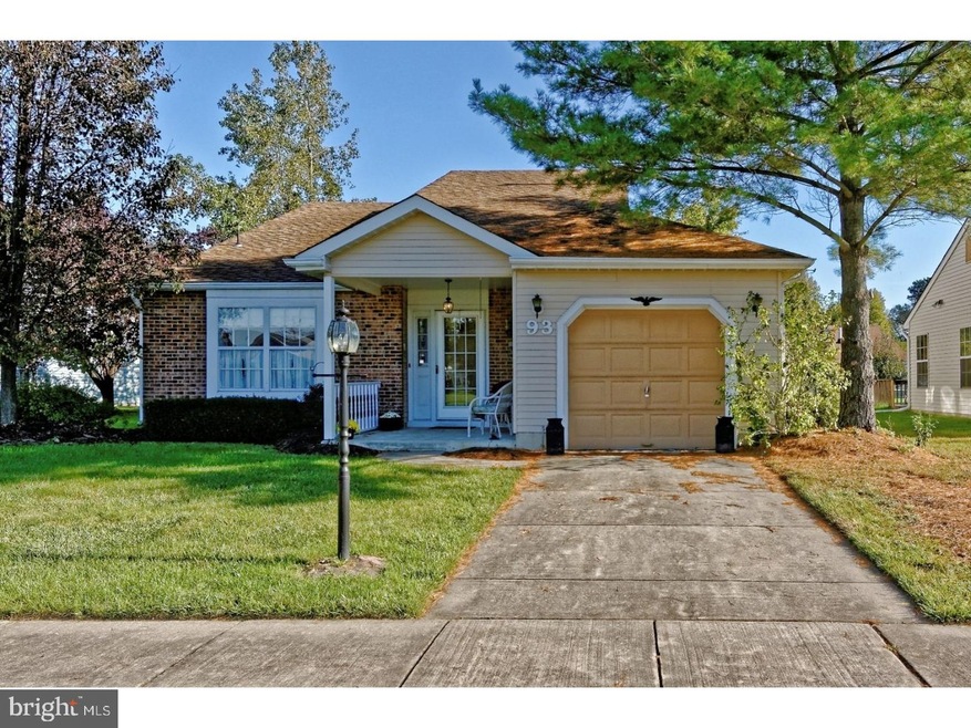 93 Knollwood Dr, Woodbury, NJ 08096 - photo 1