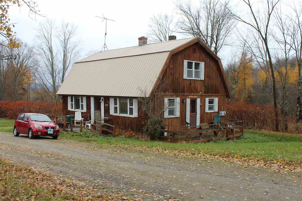 61 Campbell Rd, Lunenburg, VT 05906 - photo 1