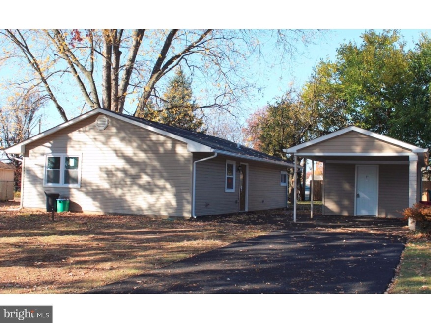 48 Gridiron Rd, Levittown, PA 19057 - photo 1