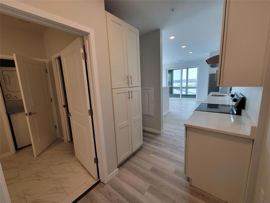 For Rent $875/month • Co-Listing Agent