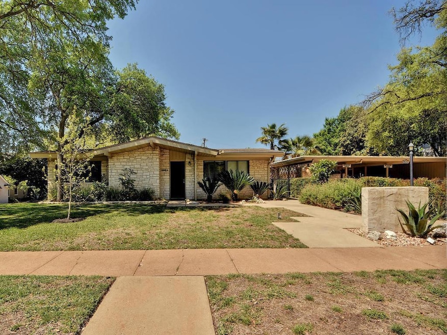 View of front of house with a front lawn