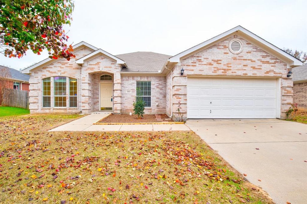 2422 Timber Cove Dr, Weatherford, TX 76087 - photo 1