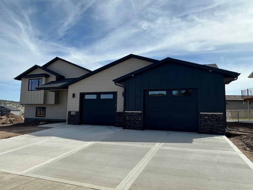 Sold $489,400
