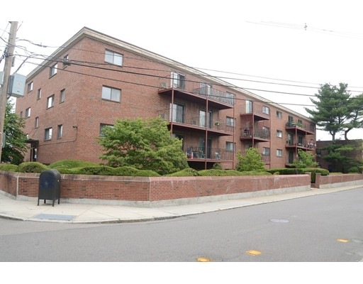 26 Waverly St unit 310, Brighton, MA 02135 - photo 1