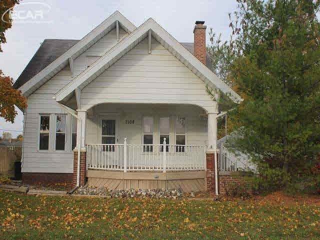 2108 S Dye Rd, Flint, MI 48532 - photo 1