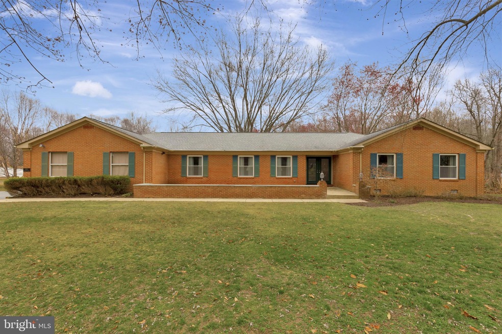 8311 Quince View Ln, Owings, MD 20736 - photo 1